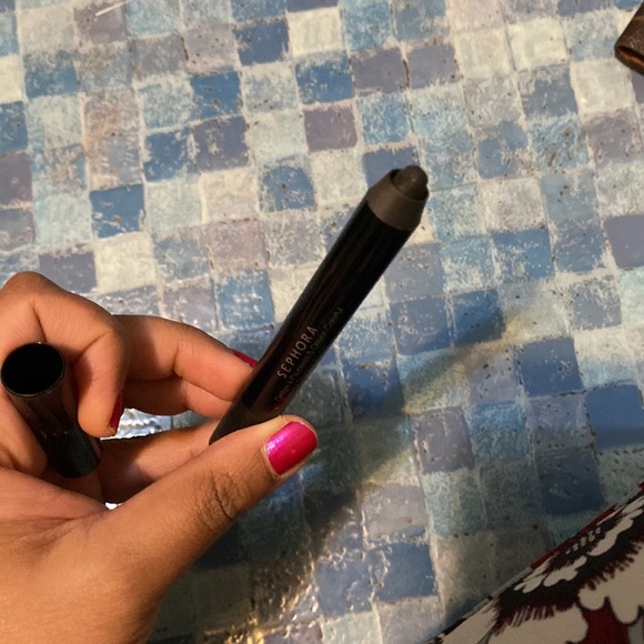 Sephora eyeshadow stick - Picture 3 of 3